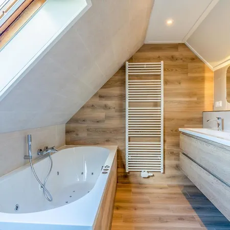 Ferienhaus Villapark Kamperfoelie 45 *